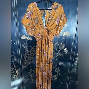 Mustard dressing with flower print